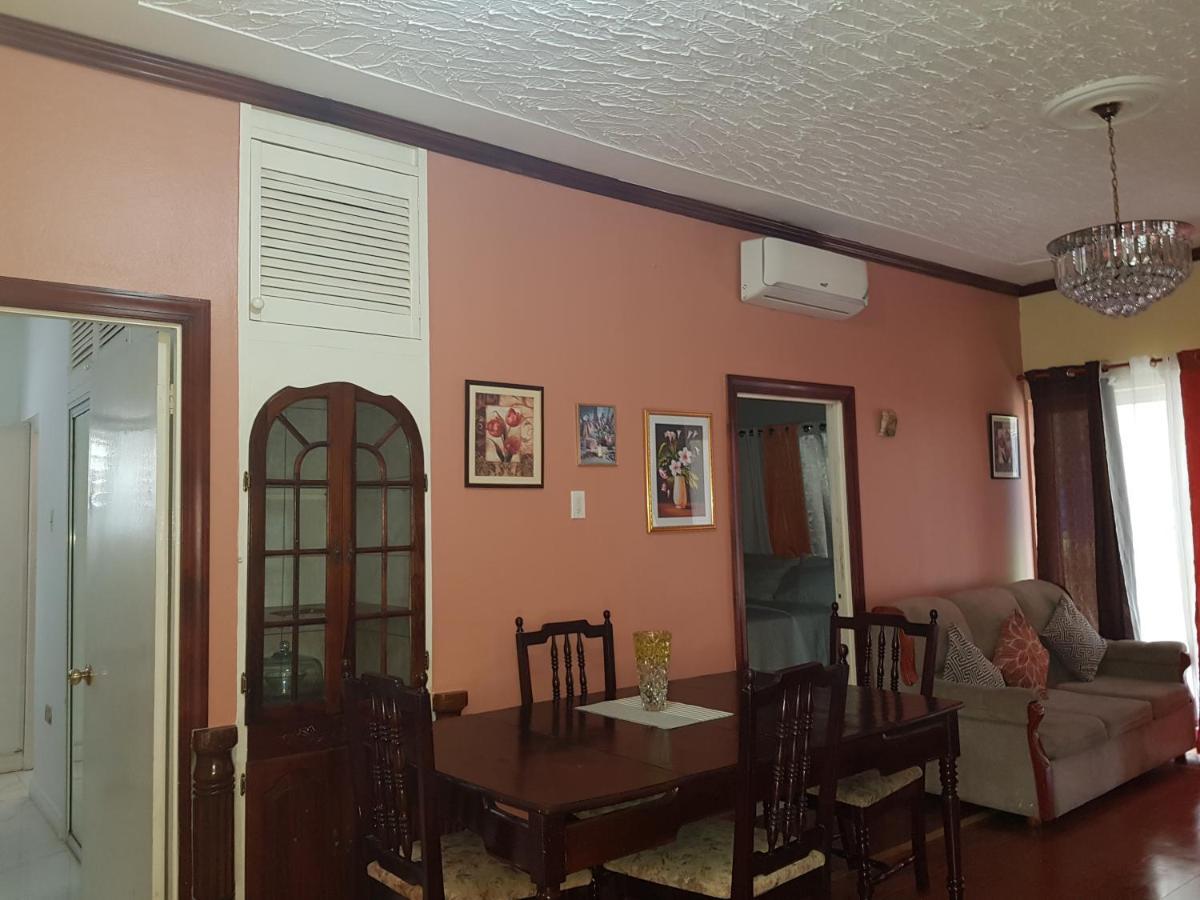The Braemar Suite III New Kingston Ngoại thất bức ảnh